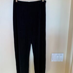 Chico's Classic Black Straight Leg Pants